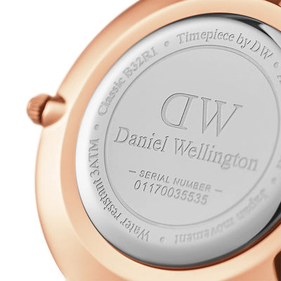 Daniel Wellington Watches Petite 2-Hand 28mm Leather Band