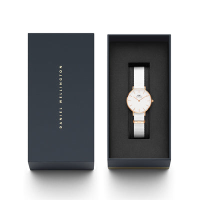 Daniel Wellington Watches Petite 2-Hand 28mm Fabric Band