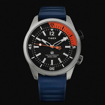 Timex Waterbury Diver Day-Date 41mm Rubber Band