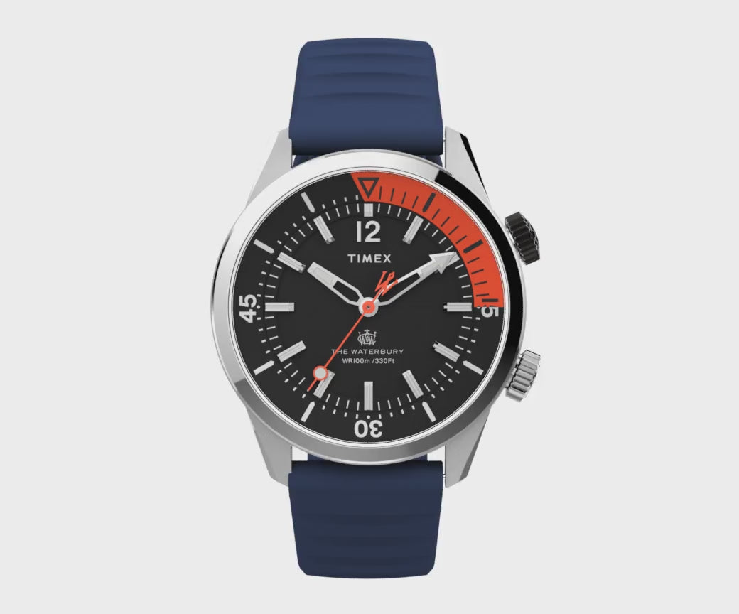 Timex Waterbury Diver Day-Date 41mm Rubber Band